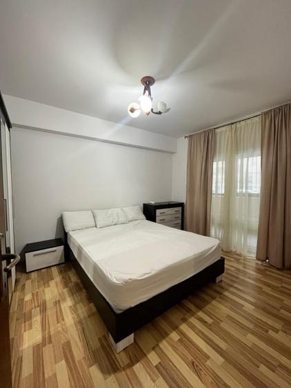 Apartament cu 3 camere decomandat, mobilat în Nord-Vest