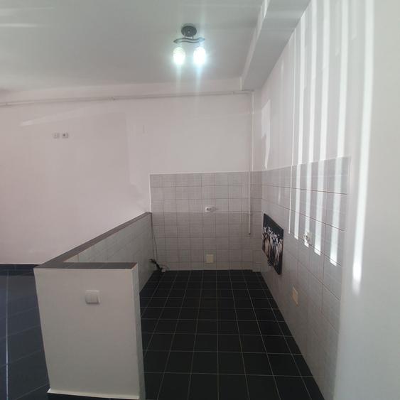 Spațiu comercial, de 50 mp, în Ciritei