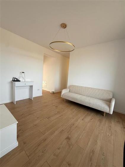 Apartament cu 2 camere semidecomandat în Tunari