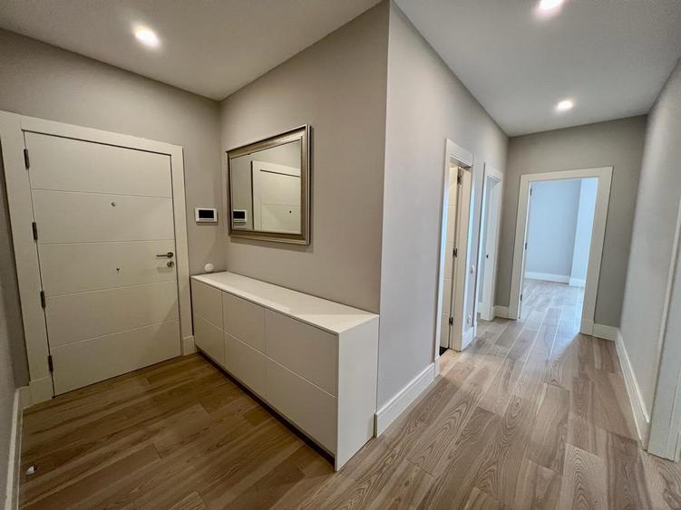 Apartament cu 2 camere decomandat în Pipera