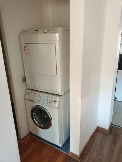 Apartament cu 5 camere decomandat în Ultracentral