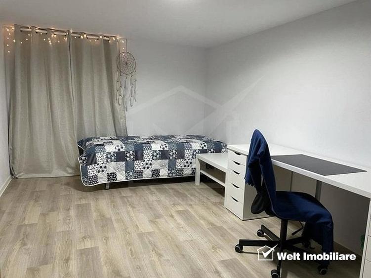 Casă individuală cu 6 camere cu Canalizare în Dâmbul Rotund