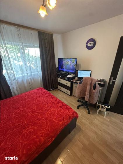 Apartament cu 2 camere decomandat în Lipovei