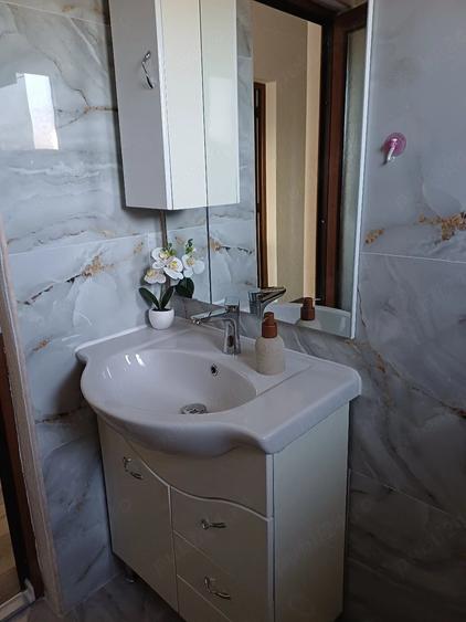 Casă cu Teren 400 Mp în Central