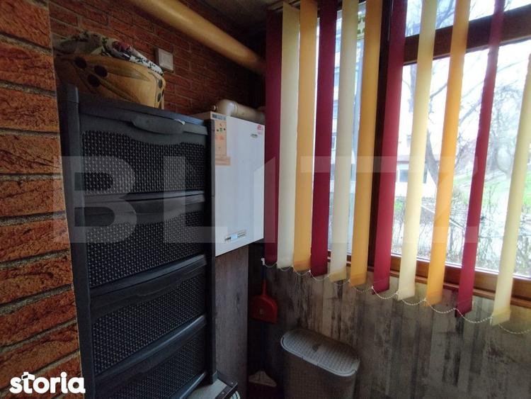 Apartament cu 3 camere decomandat în Nicolina