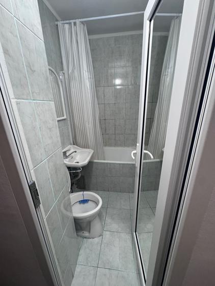 Garsonieră decomandată în Iosia