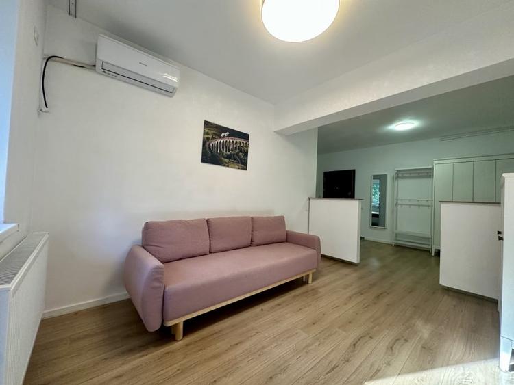 Apartament cu 2 camere decomandat în Păcii