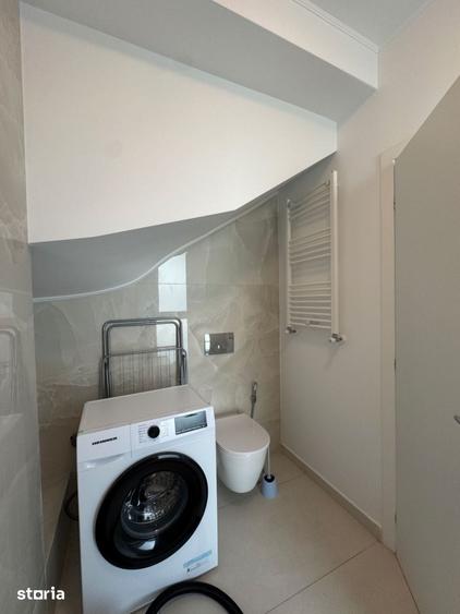 Casă cu 5 camere cu Teren 225 Mp în Central