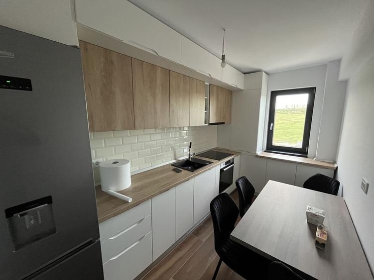 Apartament cu 2 camere decomandat în Rediu