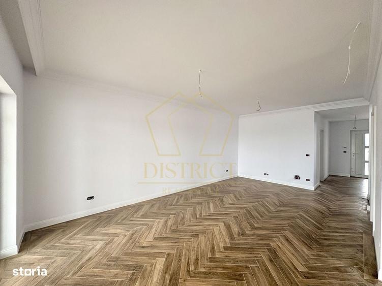 Casă cu 4 camere în Urseni