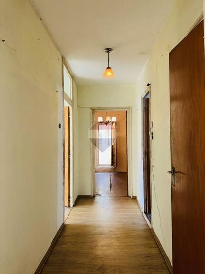 Apartament cu 2 camere decomandat în Teiul Doamnei