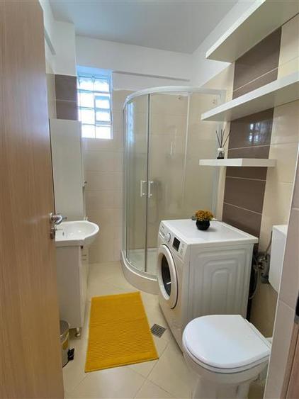 Apartament cu 2 camere semidecomandat, mobilat în Dămăroaia
