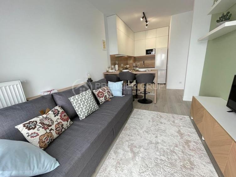 Apartament cu 2 camere decomandat în Baza 3