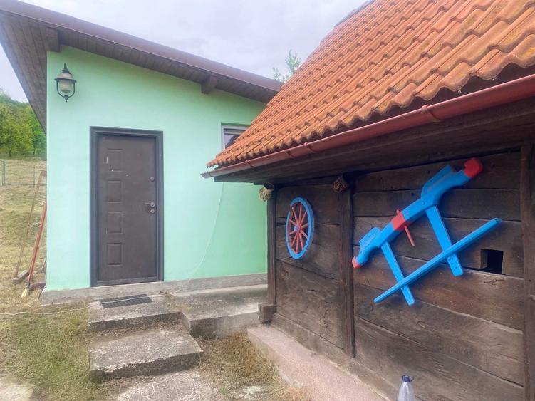 Casă cu 4 camere în Gârbău