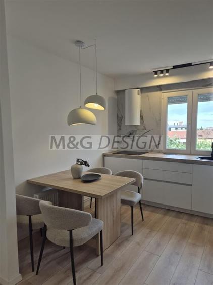 Apartament cu 3 camere semidecomandat, mobilat în Circumvalațiunii