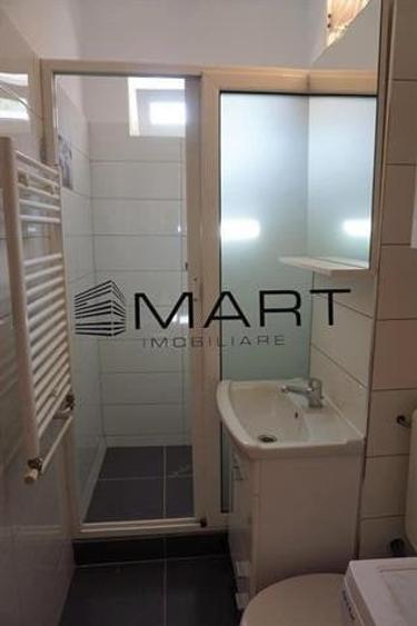 Apartament cu 2 camere în Mihai Viteazul