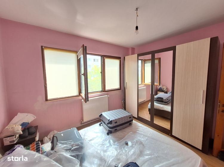 Apartament 3 camere etaj 2,zona Orizont - 1