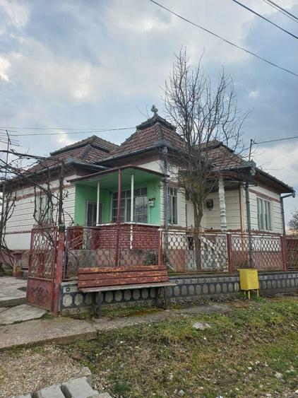 Casă cu 4 camere în Noșlac
