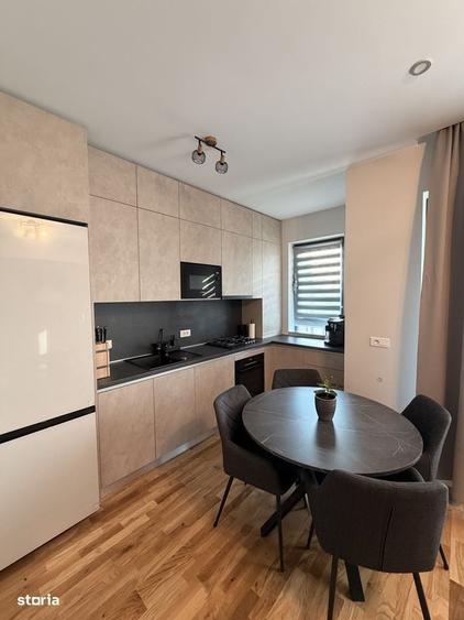 Apartament cu 3 camere în Străulești