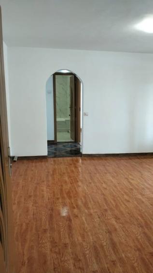 Apartament cu 2 camere semidecomandat în Nord