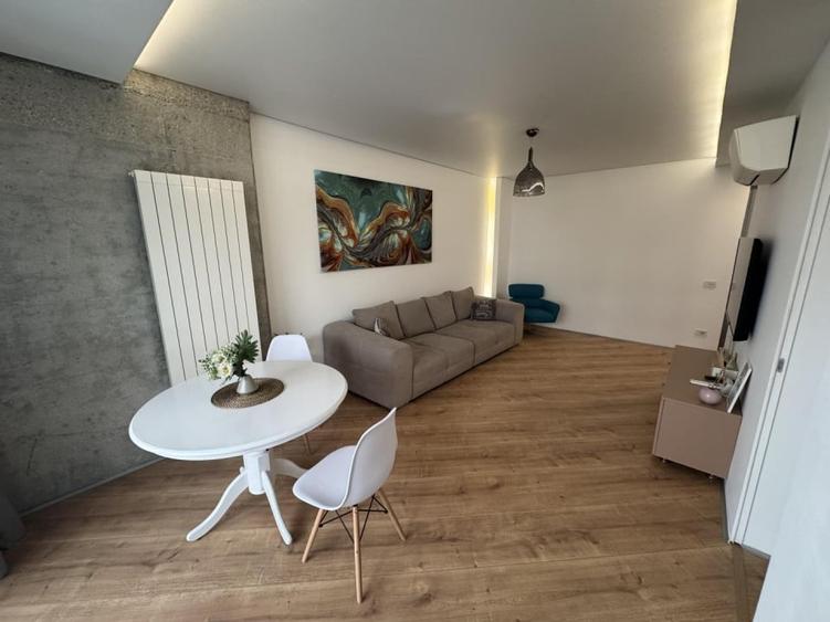 Apartament cu 2 camere, mobilat în Floreasca