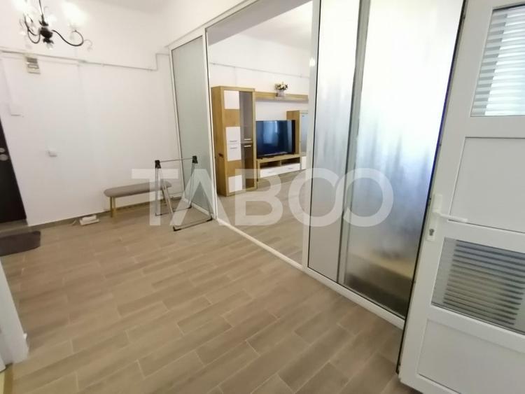 Apartament cu 3 camere semidecomandat, mobilat în Ștrand