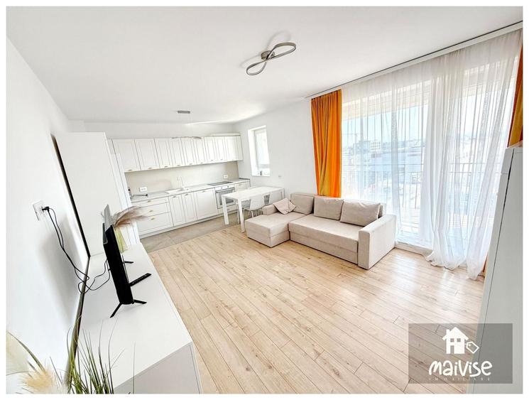Apartament cu 2 camere decomandat, mobilat în Tractorul