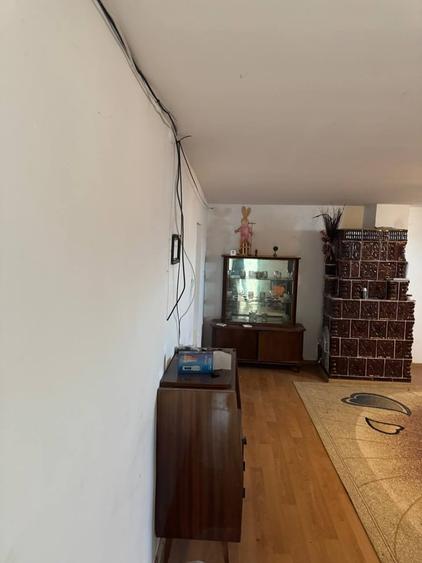 Casă cu 6 camere cu Teren 986 Mp în Bălăceanca