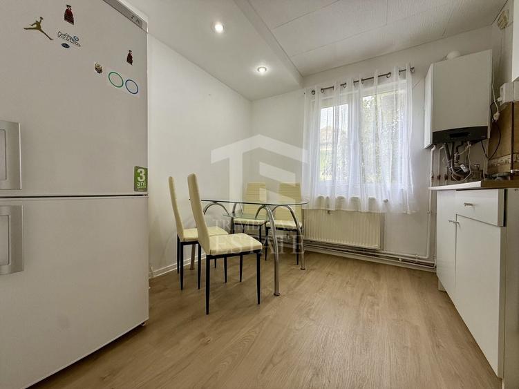 Apartament cu 3 camere decomandat, mobilat în Complex Studențesc
