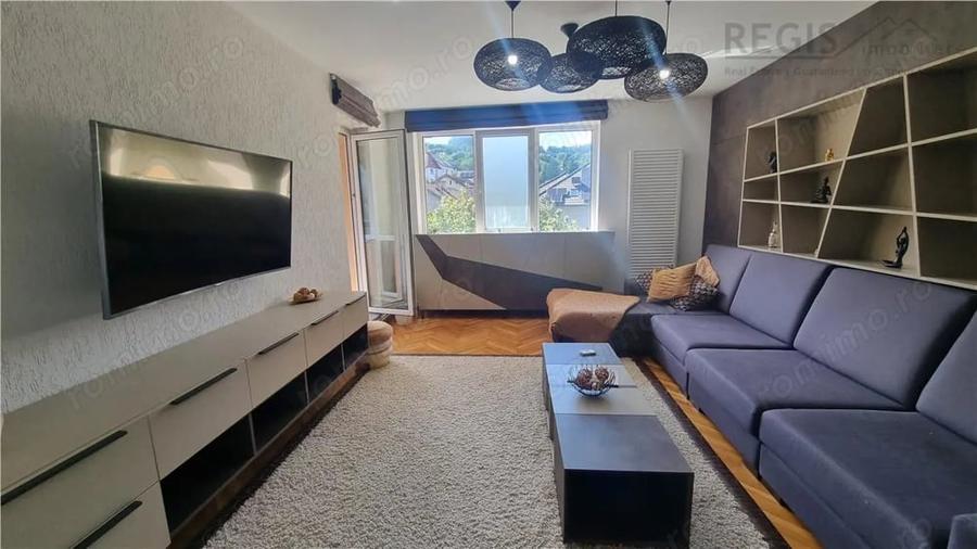 Apartament cu 3 camere, mobilat în Brașovul Vechi