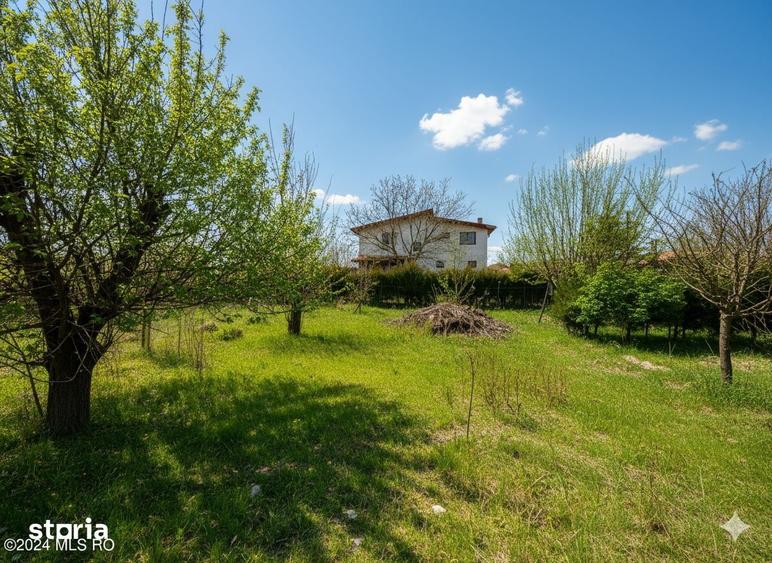 Casă cu 5 camere cu Teren 2029 Mp în Călugăreni