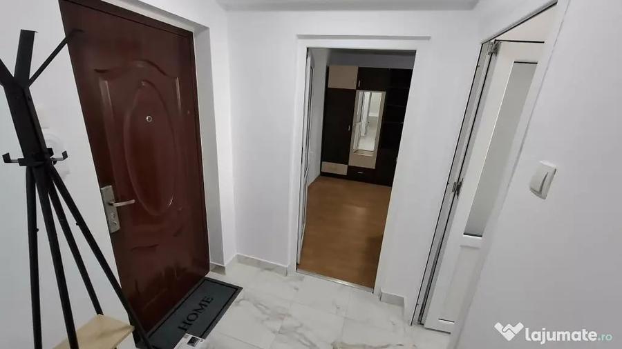 Apartament cu 2 camere decomandat în Independenței