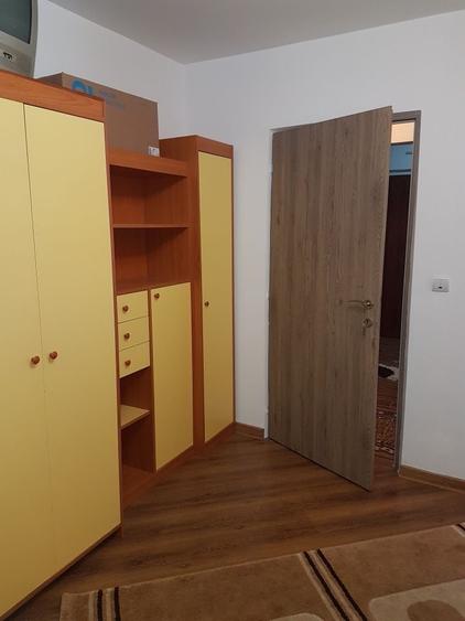 Apartament cu 2 camere decomandat în Canta