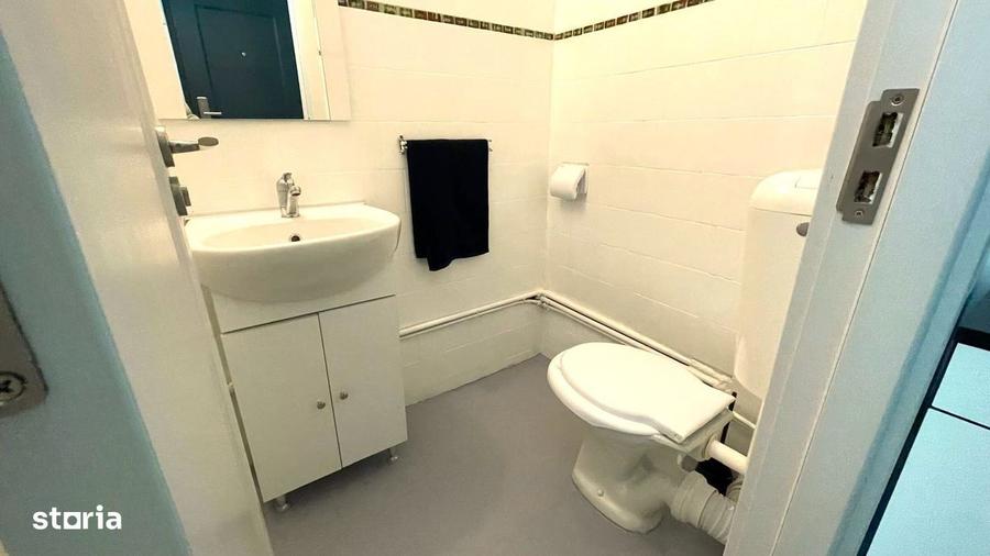 Apartament cu 4 camere decomandat în Central