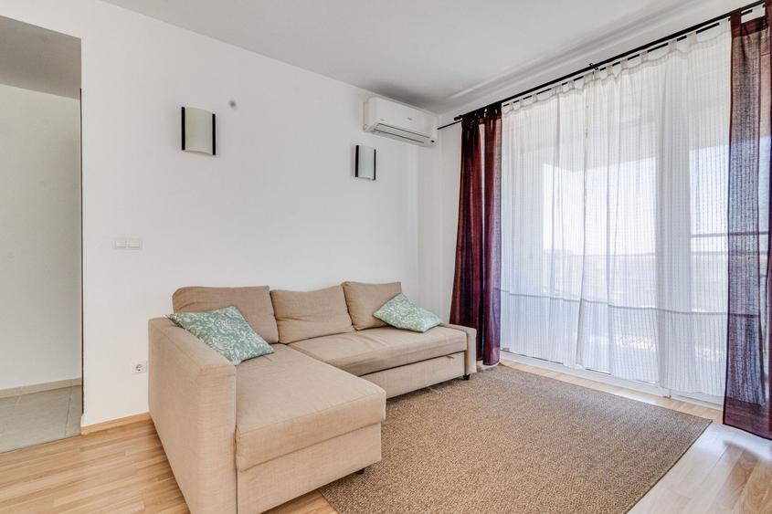 Apartament cu 2 camere decomandat în Obor