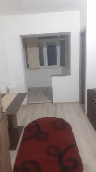 Garsonieră decomandată, mobilată în Frumoasa