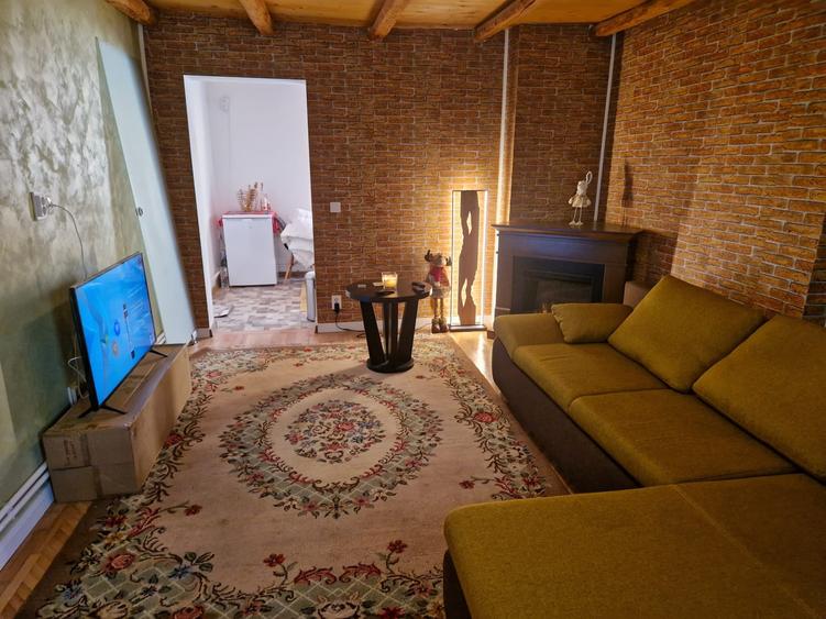 Casă cu 6 camere cu Canalizare în Breaza