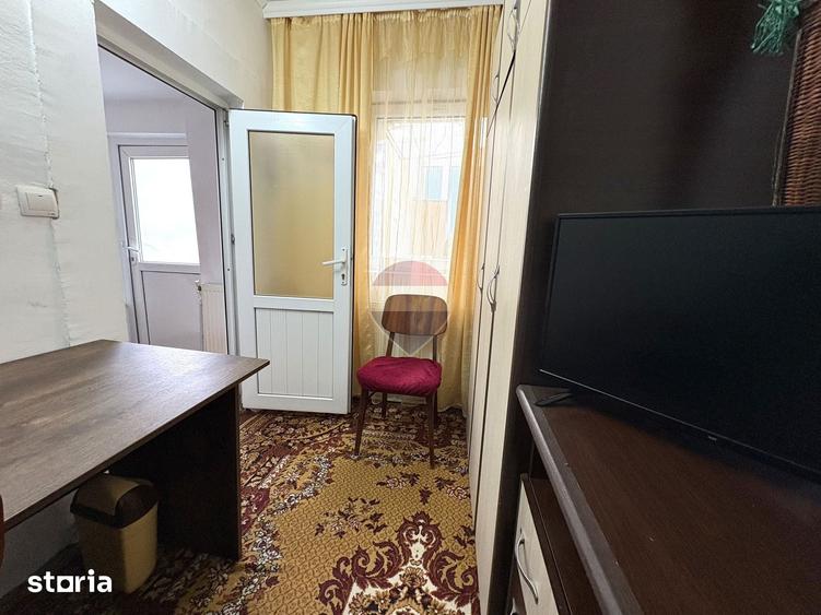 Casă cu 2 camere cu Teren 10 Mp în Central
