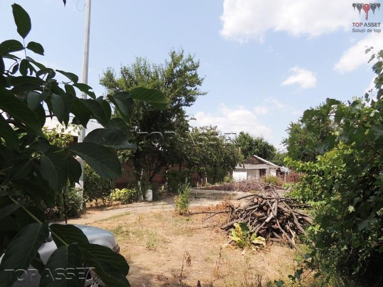Teren Construcții intravilan de 1050 mp, în Periș