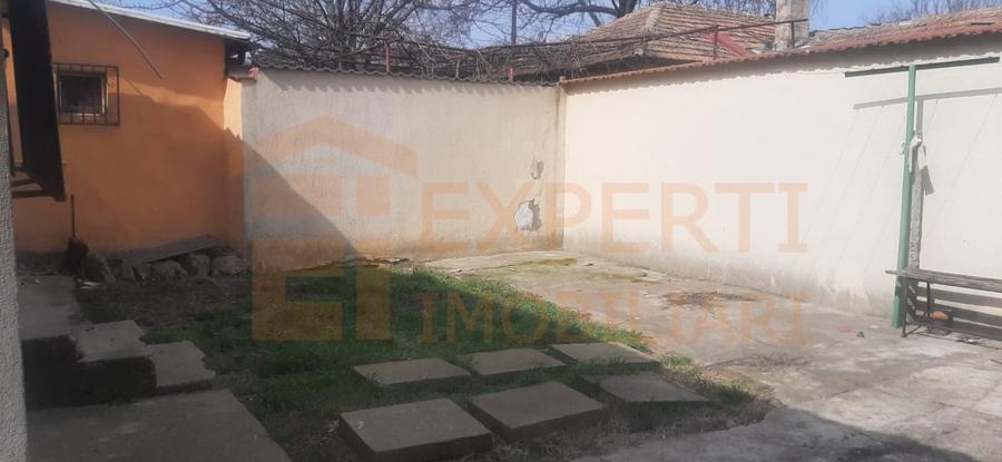 Casă de vânzare | Constanța Km 5 | 3 camere | Teren 235 mp - 11
