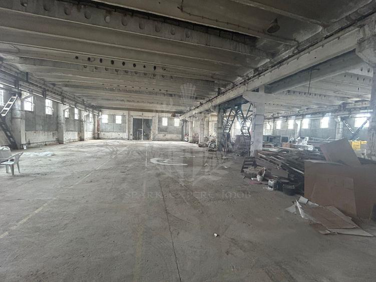Spațiu industrial, de 2,200 mp, în Bereasca