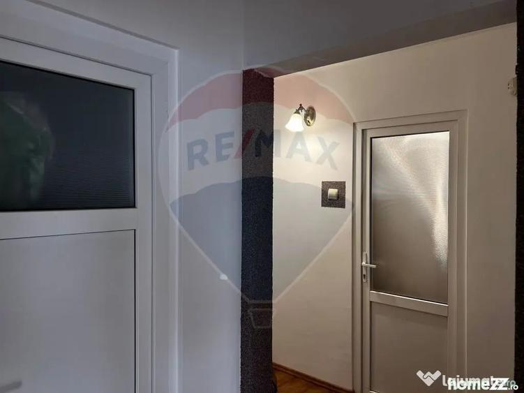 Spațiu comercial, de 100 mp, în Republicii