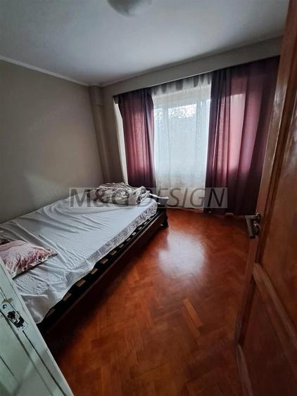 Apartament cu 3 camere decomandat în Semicentral