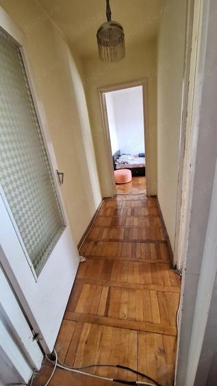 Apartament cu 3 camere nedecomandat în Șagului