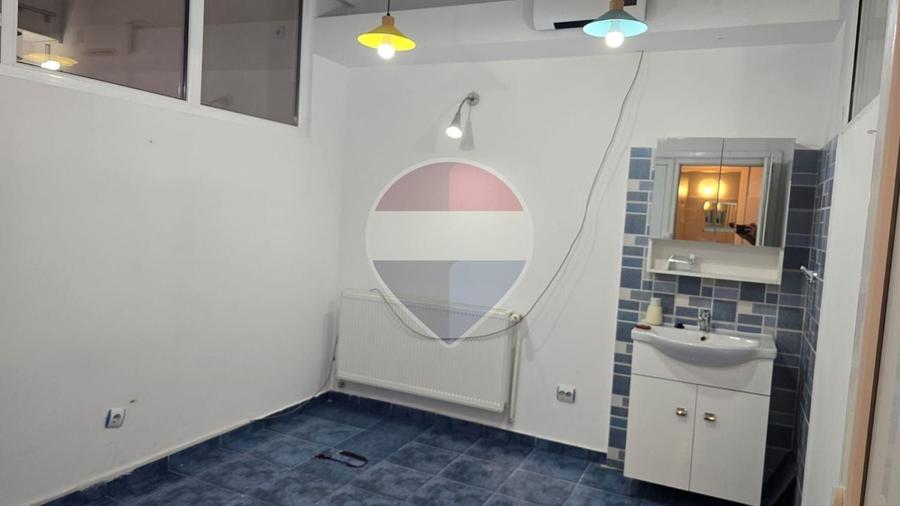 Birou, de 10 mp, în Drumul Taberei