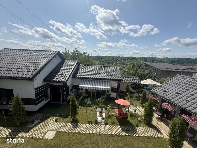 Casă cu 3 camere în Mărgineni