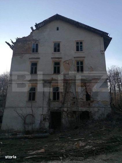 Casă cu 4 camere cu Teren 30000 Mp în Marila