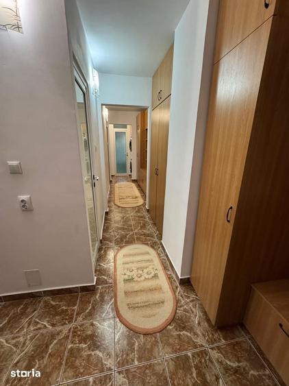 Apartament cu 3 camere în Sud