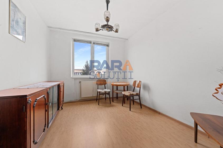 Apartament cu 4 camere decomandat în Ultracentral
