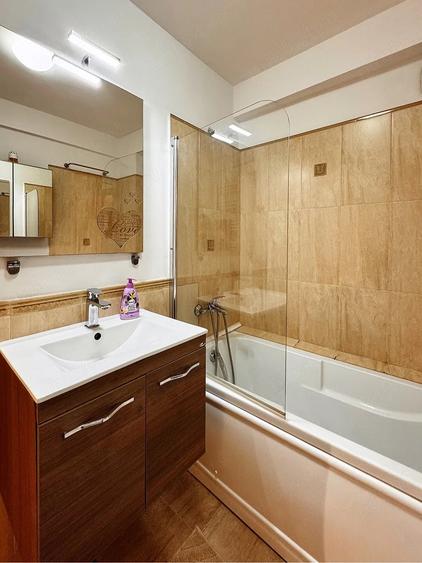 Apartament cu 2 camere semidecomandat în Gorjului
